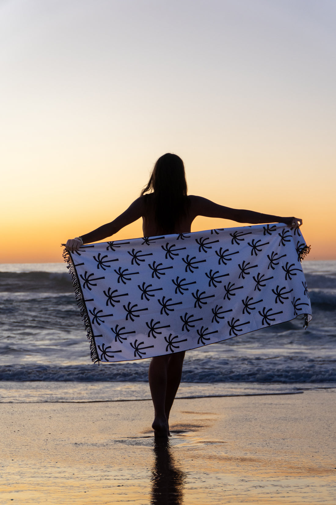 White Palm Sand-Free Beach Towel